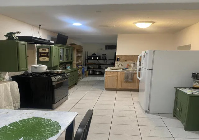 5th image of 503 San Pedro Dr Se, Albuquerque, NM 87108 | MLS# 1089590