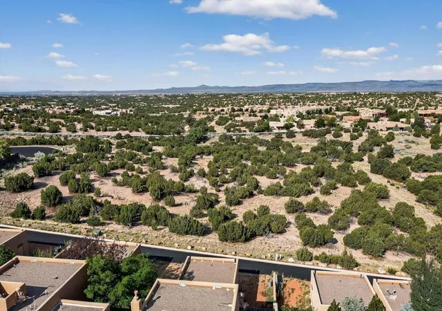 3rd image of 76,87,88 Avenida Aldea, Santa Fe, NM 87507 | MLS# 1089854