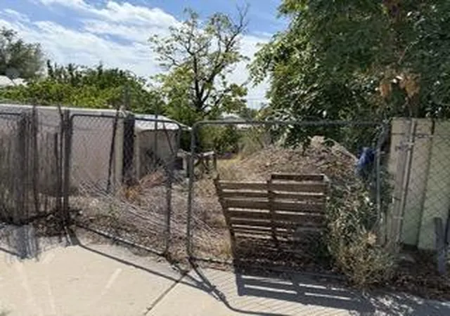 Homes for sale in Albuquerque, NM | 237 58Th St Nw, Albuquerque, NM 87105 | MLS# 1091082