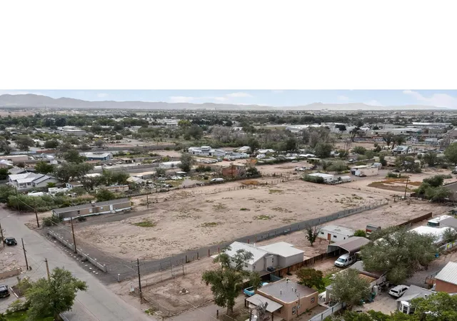 1st image of 152 Willow Rd Nw, Albuquerque, NM 87107 | MLS# 1091255