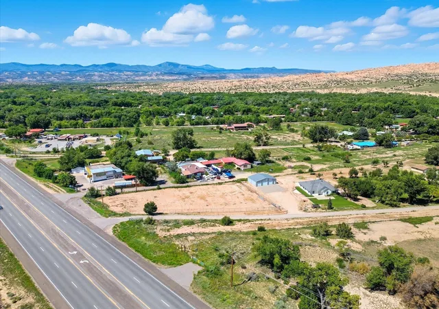 3rd image of 5 J R Dr, Santa Fe, NM 87506 | MLS# 1091342