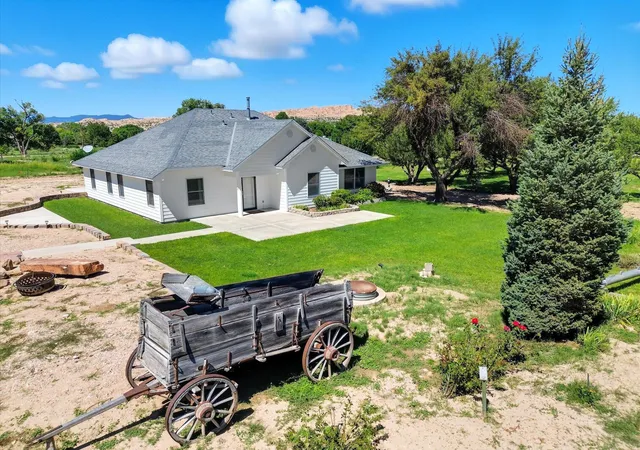 4th image of 5 J R Dr, Santa Fe, NM 87506 | MLS# 1091342