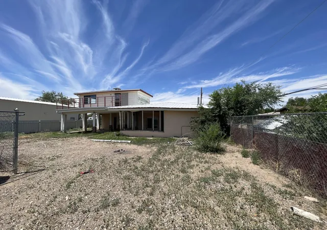 1st image of 419 S 10th St, Belen, NM 87002 | MLS# 1091354