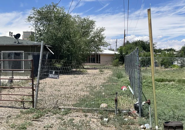 Homes for sale in Belen, NM | 419 S 10Th St, Belen, NM 87002 | MLS# 1091354