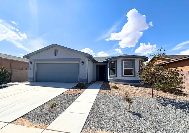 1st image of 531 Rio Chama Cir Sw, Los Lunas, NM 87031 | MLS# 1091448
