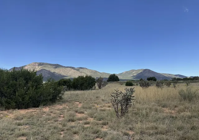 2nd image of 288 Entranosa Rd, Edgewood, NM 87015 | MLS# 1091547