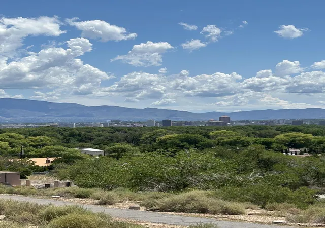 Photo 4 of Sale Pending at 5219 La Bajada Rd Nw, Albuquerque, NM 87105 | MLS# 1091803 | Listing updated on 2026-08-03