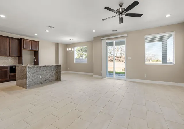 Photo 3 of Townhouse for sale at 4428 Wymont Cir NE, Albuquerque, NM 87109 | MLS# 1091837 | Listing updated on 2026-07-21