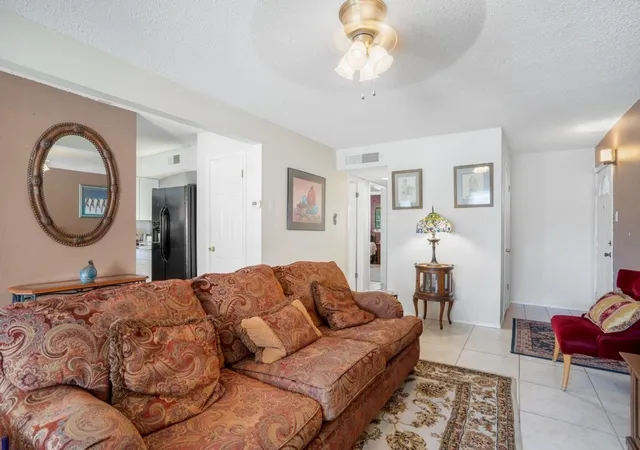 3rd image of 4703 Country Club Ln Nw #H-1, Albuquerque, NM 87114 | MLS# 1091986