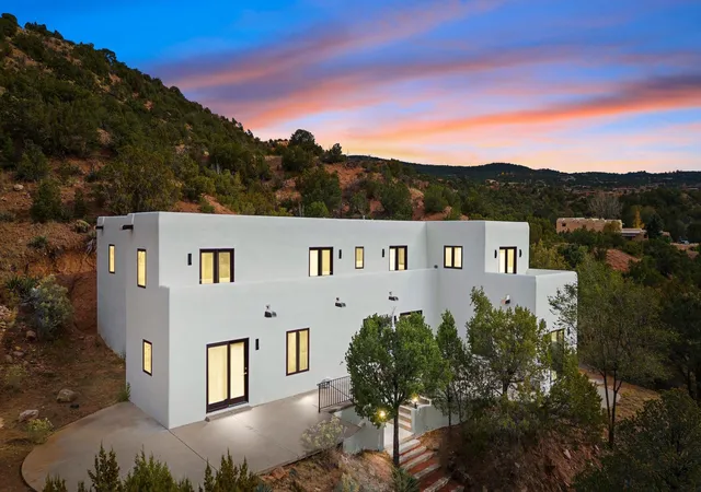 1st image of 1339 Bishops Lodge Road, Santa Fe, NM 87506 | MLS# 1092307