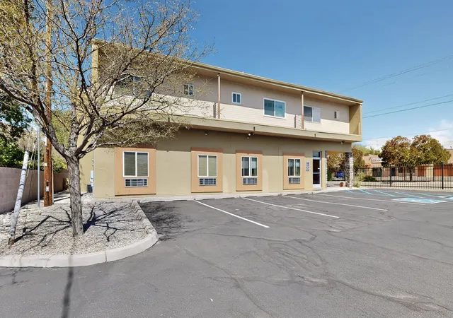 Homes for sale in Albuquerque, NM | 351 Washington St Se #205, Albuquerque, NM 87108 | MLS# 1092900