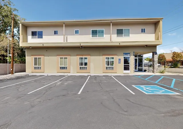 Homes for sale in Albuquerque, NM | 351 Washington St Se #205, Albuquerque, NM 87108 | MLS# 1092900