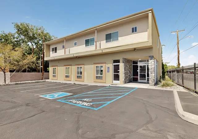 Homes for sale in Albuquerque, NM | 351 Washington St Se #205, Albuquerque, NM 87108 | MLS# 1092900