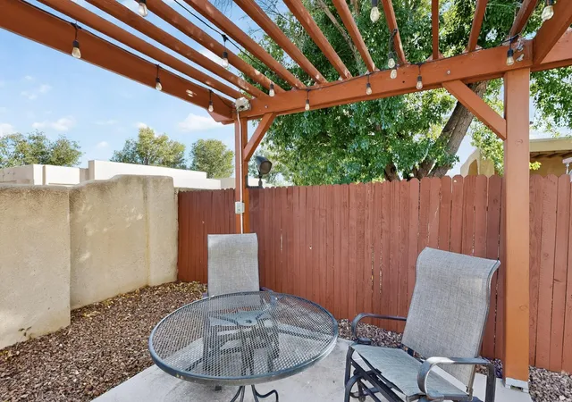 Photo 3 of Townhouse for sale at 609 Wanda St Sw, Los Lunas, NM 87031 | MLS# 1093228 | Listing updated on 2026-07-21