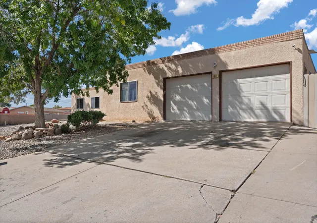 1st image of 817 Oreja De Oro Dr Se, Rio Rancho, NM 87124 | MLS# 1093246