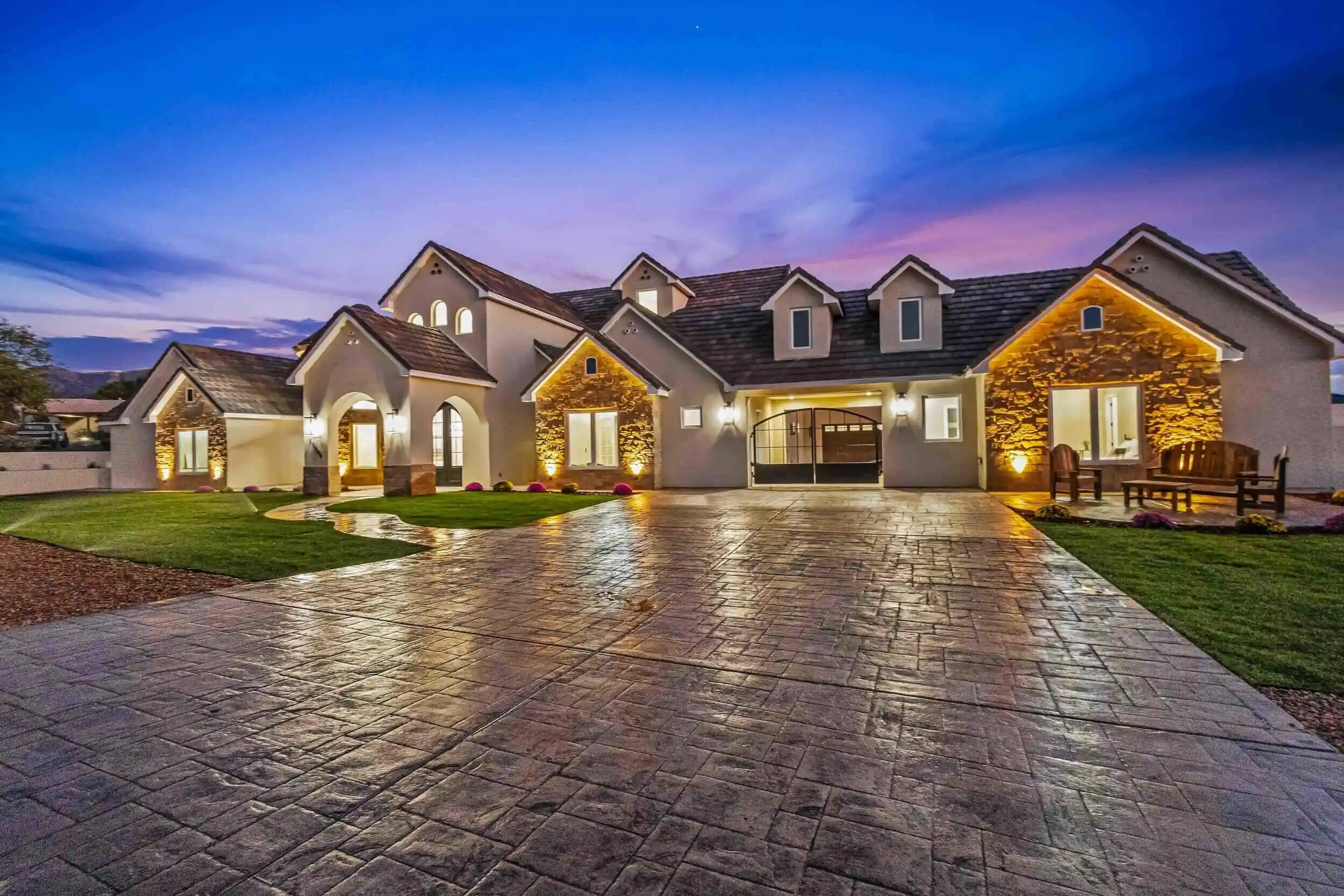 Photo 1 of Mansion for sale at 11800 Anaheim Ave Ne, Albuquerque, NM 87122 | MLS# 1093292 | Listing updated on 2026-10-21
