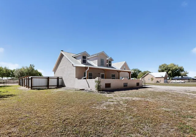 3rd image of 122 Valencia Rd, Peralta, NM 87042 | MLS# 1093367