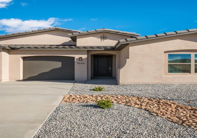 2nd image of 1532 Valle De Colores Rd Nw, Los Lunas, NM 87031 | MLS# 1093616
