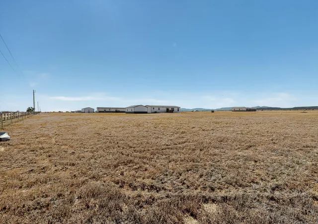 Homes for sale in Moriarty, NM | 4 Sky Loop, Moriarty, NM 87035 | MLS# 1093709
