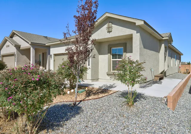 2nd image of 10737 Sabino Loop Sw, Albuquerque, NM 87121 | MLS# 1093759