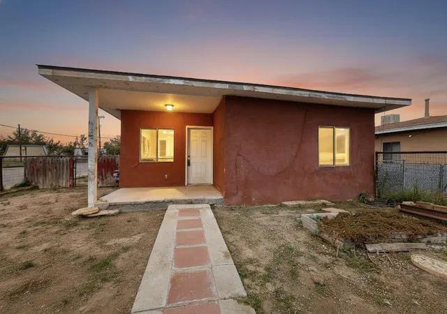 Homes for sale in Belen, NM | 922 W Gilbert Ave, Belen, NM 87002 | MLS# 1093785