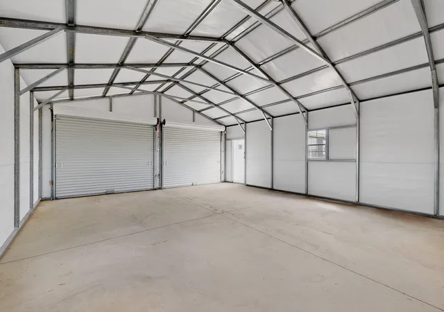 Homes for sale in Los Lunas, NM | 51 Airport Dr, Los Lunas, NM 87031 | MLS# 1093886
