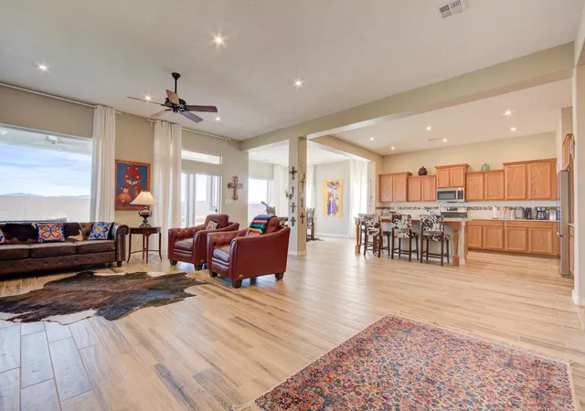 1st image of 460 Rio Chama Cir Sw, Los Lunas, NM 87031 | MLS# 1093946