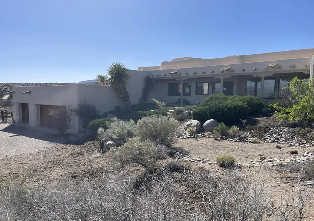 Homes for sale in Placitas, NM | 194 Camino Barranca, Placitas, NM 87043 | MLS# 1093964