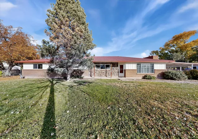 Homes for sale in Bosque Farms, NM | 1110 Ranchero Rd, Bosque Farms, NM 87068 | MLS# 1094139
