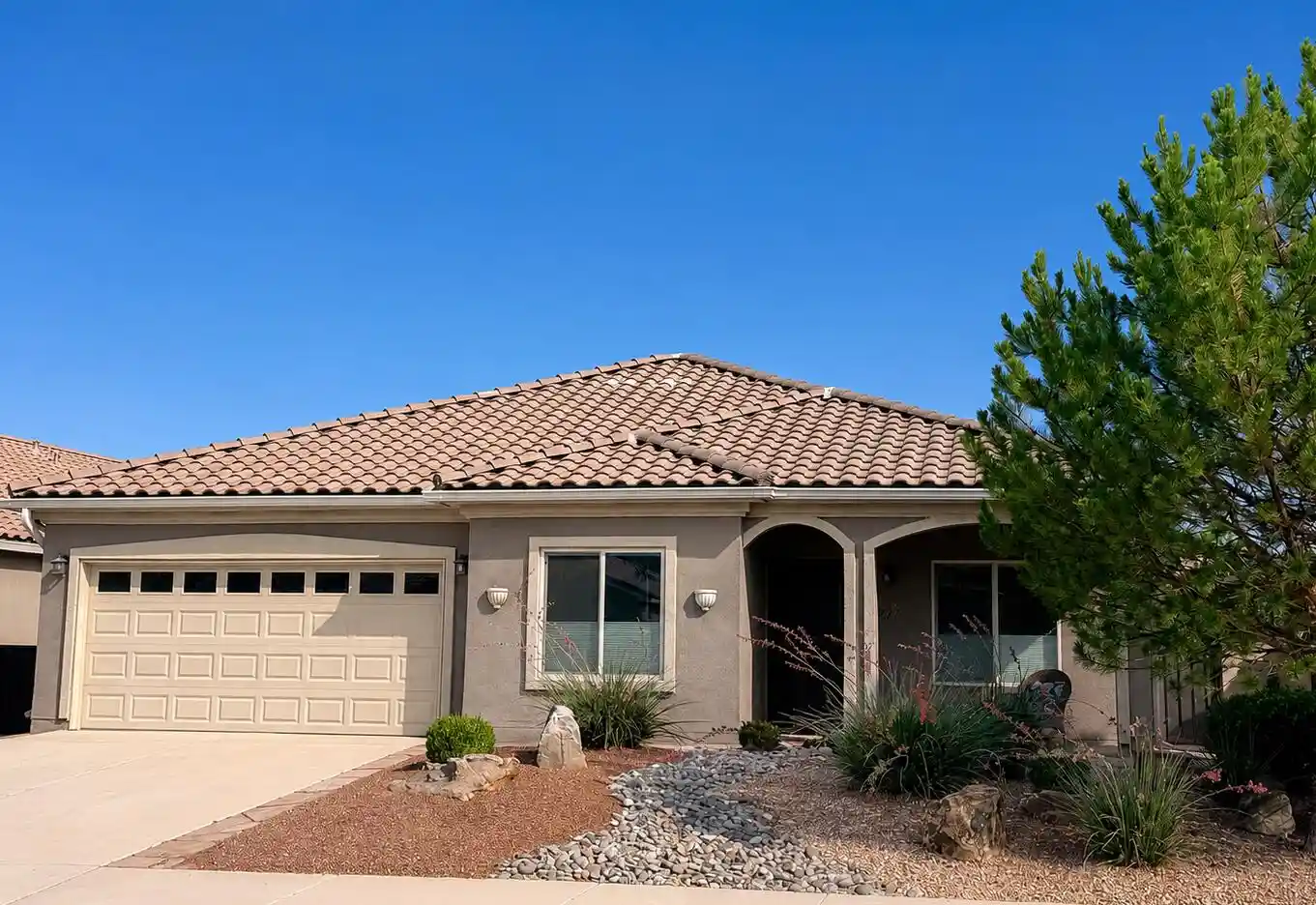Photo 1 of Single family home for sale at 977 Salt Cedar Ct, Bernalillo, NM 87004 | MLS# 1094147 | Listing updated on 2026-10-21