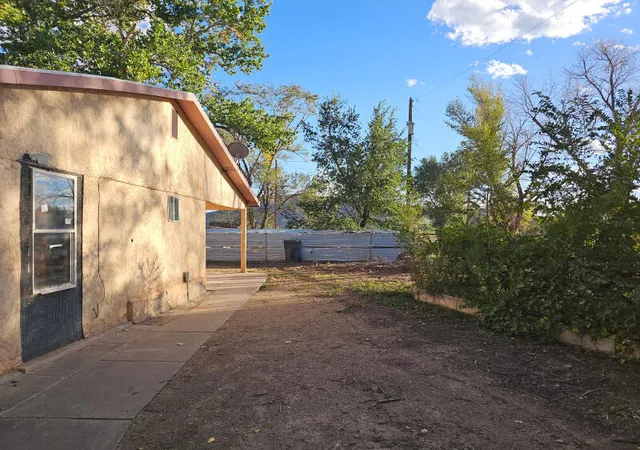 Homes for sale in Los Lunas, NM | 22 Miguel Rd, Los Lunas, NM 87031 | MLS# 1094456