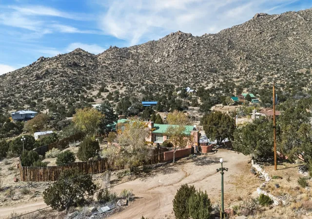 4th image of 24 Matisse Rd, Albuquerque, NM 87123 | MLS# 1094511
