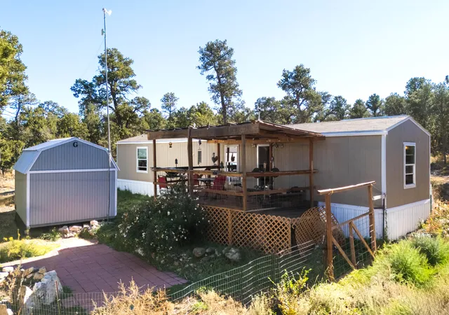 Homes for sale in Edgewood, NM | 147 Mccomb Rd, Edgewood, NM 87015 | MLS# 1095172