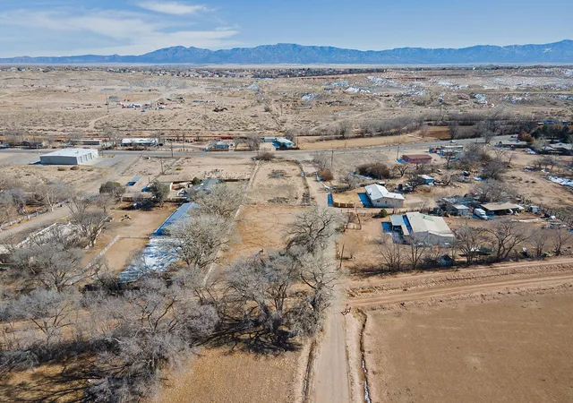 1st image of 0 El Cerro Loop, Los Lunas, Nm Sw, Los Lunas, NM 87031 | MLS# 1095235