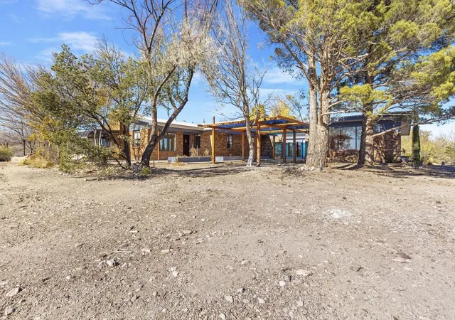 Homes for sale in Socorro, NM | 108 Alice Rd, Socorro, NM 87801 | MLS# 1095277