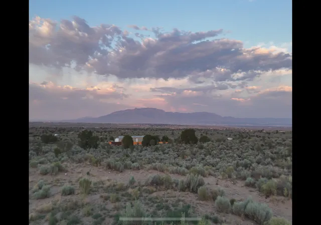 3rd image of 106 31St St Sw, Rio Rancho, NM 87124 | MLS# 1095352