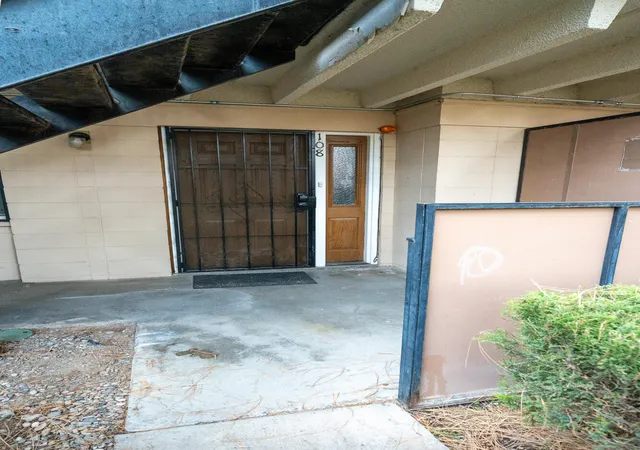 3rd image of 1100 Alvarado Dr Se #APT 108, Albuquerque, NM 87108 | MLS# 1095401