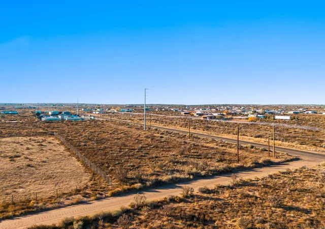 2nd image of 1001 13th St Se, Rio Rancho, NM 87124 | MLS# 1095443
