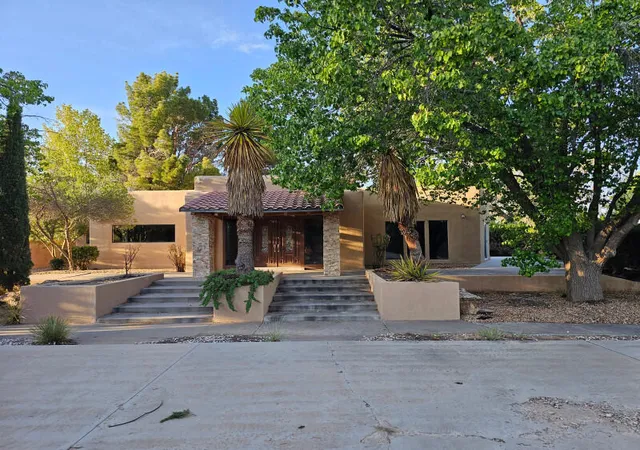 Photo 2 of Mansion for sale at 625 Camino De Corrales Del Norte Ne, Corrales, NM 87048 | MLS# 1095453 | Listing updated on 2026-08-27