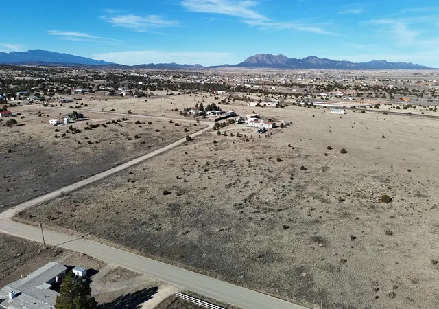 2nd image of 0 Kennedy Ct, Edgewood, NM 87015 | MLS# 1096006