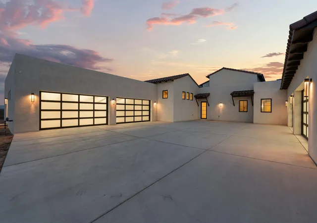 Homes for sale in Albuquerque, NM | 8601 Beverly Hills Ave Ne, Albuquerque, NM 87122 | MLS# 1096175