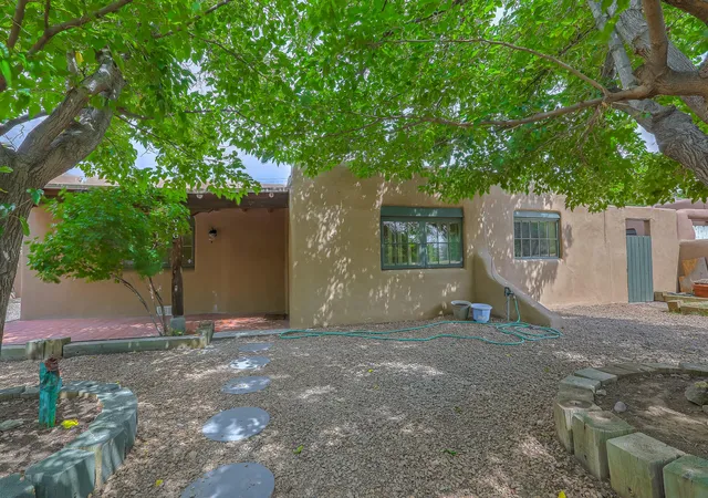 1st image of 616 17th St Nw, Albuquerque, NM 87104 | MLS# 1096191