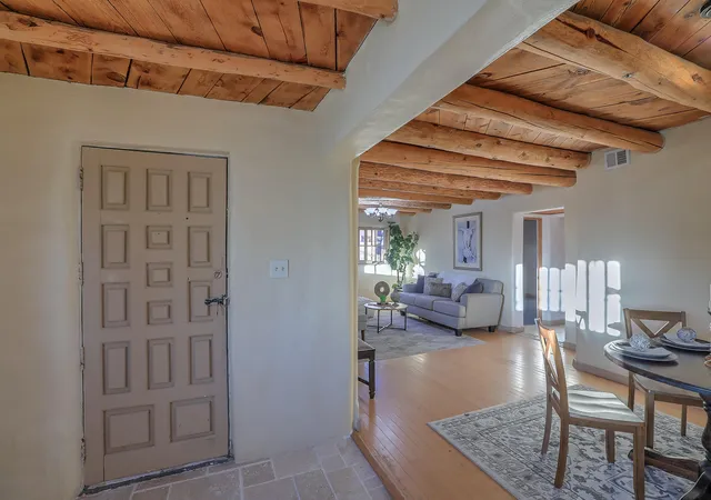 4th image of 616 17Th St Nw, Albuquerque, NM 87104 | MLS# 1096191