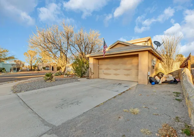 Homes for sale in Las Cruces, NM | 5008 Shadow Mountain Rd, Las Cruces, NM 88011 | MLS# 1096717