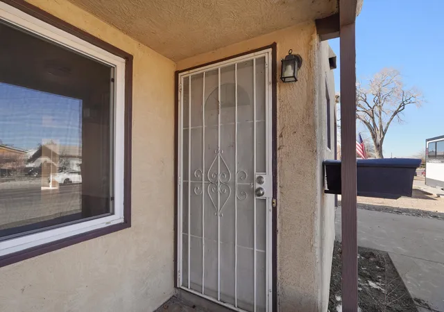Photo 3 of Single family home for sale at 4032 Comanche Rd Ne, Albuquerque, NM 87110 | MLS# 1096764 | Listing updated on 2026-07-21
