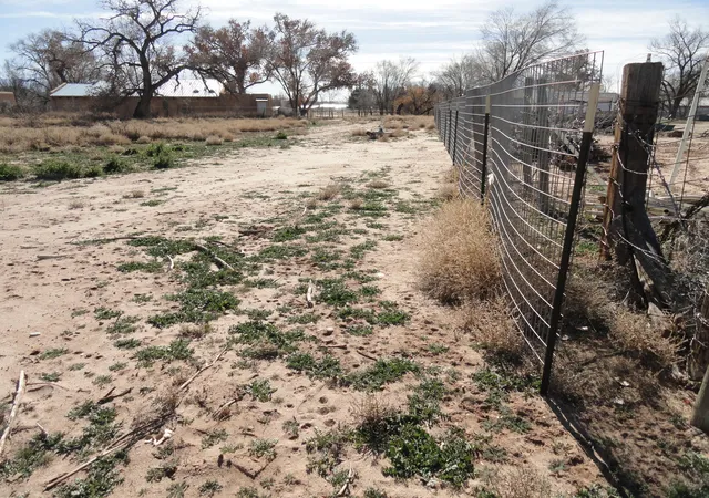 1st image of 12 Alderete Rd, Peralta, NM 87042 | MLS# 1097161