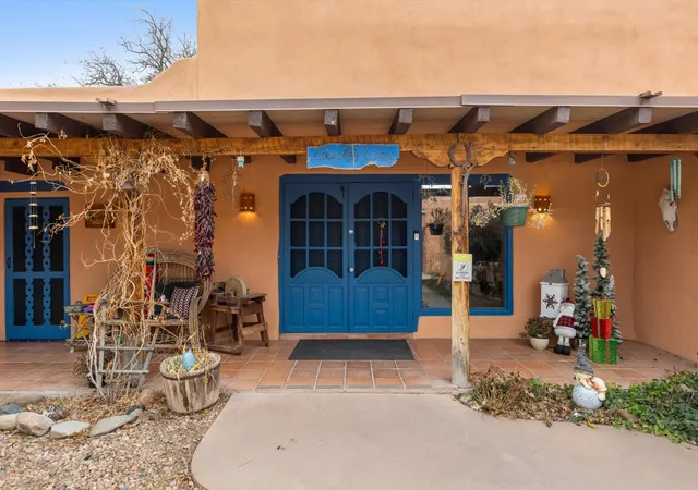 2nd image of 414 C De Baca Ln Nw, Albuquerque, NM 87114 | MLS# 1097261