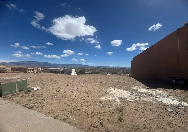1st image of 1748 Cliffside Dr Nw, Albuquerque, NM 87105 | MLS# 1097302