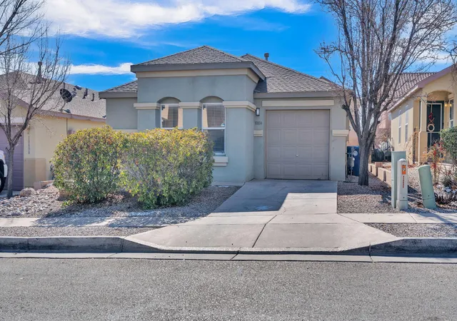 2nd image of 10804 Gentry Ln Sw, Albuquerque, NM 87121 | MLS# 1097663