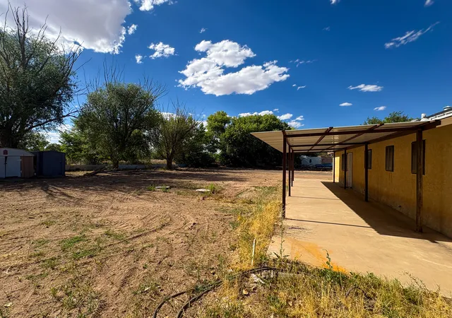 Homes for sale in Los Lunas, NM | 20 Cactus Dr, Los Lunas, NM 87031 | MLS# 1097774